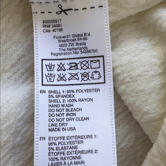 Forever 21 Satin White Crinkled Scoop Neck Top L/G - Picture 12 of 15